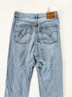 Levi’s Distressed Ribcage Straight Ankle Jeans size 30 thumbnail 7