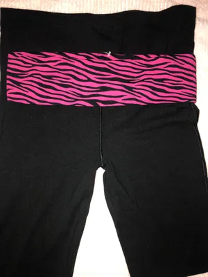PINK Victoria's Secret Flare Leggings thumbnail 2