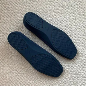 VIVAIA Margot Walker Lightweight Square-Toe V-Cut Flats in Vintage Blue Size 40 thumbnail 4