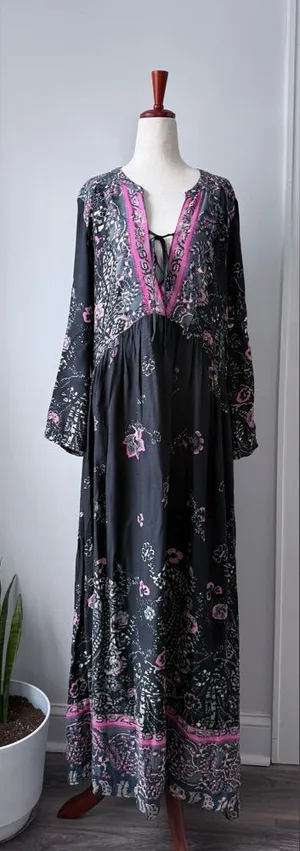 Free People Maxi Dress Size Large Black and Pink Long Sleeve Boho thumbnail 1
