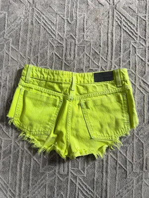 Carmar Denim Jean Shorts LF thumbnail 2