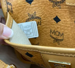 MCM VISETOS SHOPPER COGNAC MEDIUM thumbnail 12