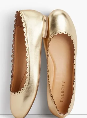 Talbots Penelope Gold Metallic Leather Scalloped Ballet Flats Size 7 Preppy chic thumbnail 1