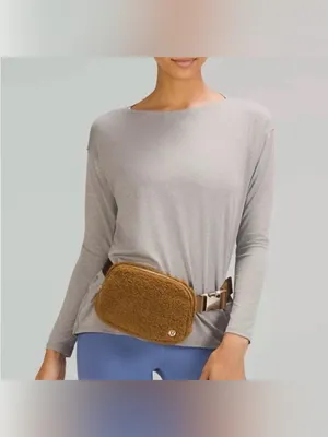 Lululemon Everywhere Belt Bag Burnt Caramel Camel Brown Fur Fanny Pack thumbnail 2
