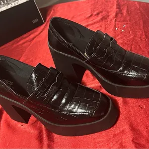 ASOS Black Croc-Embossed Flats size 9 thumbnail 1