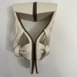 Everlane The Day Twist Heel Slip On Sandal Nappa Leather Cream Size 7.5 thumbnail 10