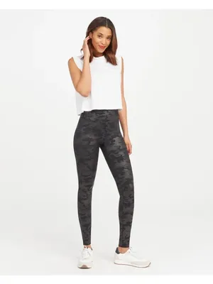 Spanx Camo Leggings Size‎ Small Black Matte Faux Leather Shaping Downtown Indie thumbnail 11