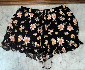 American Eagle Flowy Shorts thumbnail 2