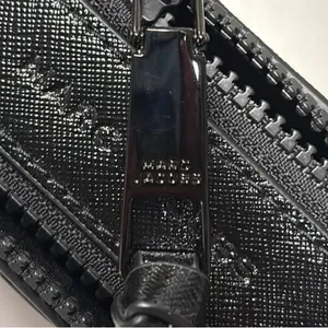 Marc Jacobs Snapshot Black Crossbody Bag thumbnail 6