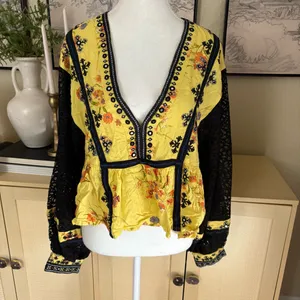 FREE PEOPLE Boogie All Night‎ Lace Sleeve Blouse Ballon sleeve lace Sz M NWT thumbnail 3