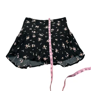 FOREVER 21 floral skort thumbnail 3