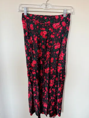 Sezane Sandy Skirt Red Roses - Size 2 thumbnail 2