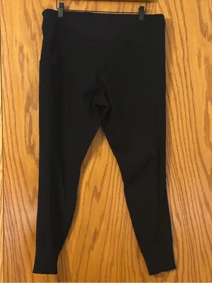 Athleta Black Excursion Hybrid Tight - Size XL - Paneled Performance Leggings thumbnail 4