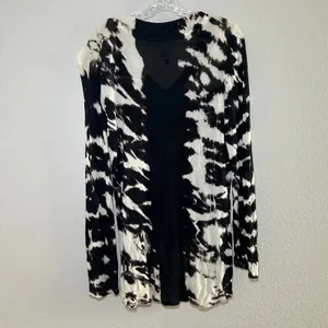 XCVI Womens Tie Dye Long Sleeve V Neck Top Black White women's medium lagenlook thumbnail 6