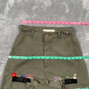 Off White Shorts Womens 26 Green Flower Embroidery Cargo Streetwear Military thumbnail 14