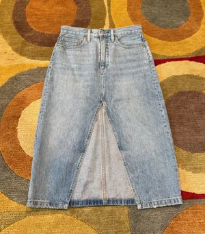 Aritzia Denim Forum The 90’s Halle Skirt High Rise Denim Midi Skirt 27 Waist thumbnail 1