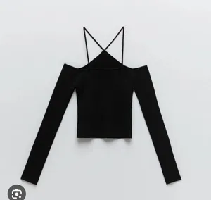 Zara Knit Halter Crop Top thumbnail 2