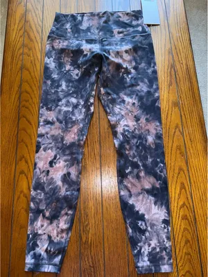Lululemon Align High Rise 28” Diamond Dye Pink Pastel Size 10 NWT thumbnail 3