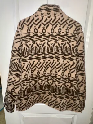 Eddie Bauer Women's Fleece Jacket in the Pumice Mountain Geo print thumbnail 3