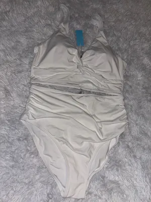 High-Waist White Bikini Set with Twist Front Top thumbnail 3