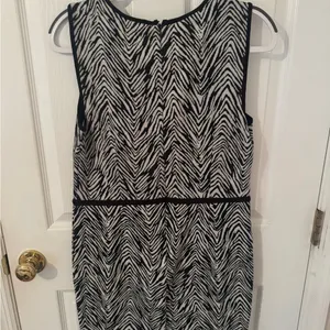Ann Taylor Monochrome Zebra Pattern Midi Dress thumbnail 3