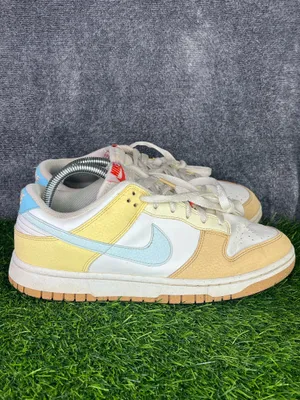Nike Dunk Low Women’s Sneakers White Yellow Blue Gum Sole size 9 thumbnail 4