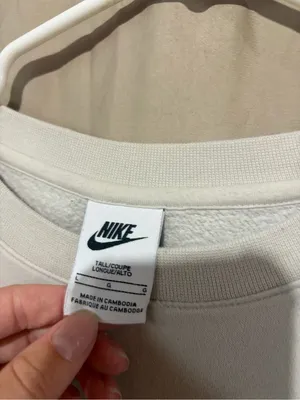 Nike crewneck thumbnail 2