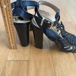 Express sz 7‎ black strappy high heels thumbnail 6