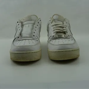 Nike Air Force One Womens 8 Shoes White Sneakers 315115-112‎ 1 Missing String thumbnail 4