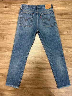 Levi’s Wedgie Icon Jeans 29 White Oak Cone Denim Classic Tint $80 thumbnail 4