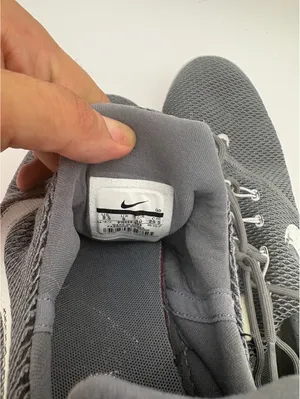 Nike Presto Fly Woman’s 8.5 Gray Mesh Athletic Sneakers Size 8.5 Casual Workout thumbnail 5
