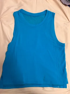 Lululemon Cropped TankTop thumbnail 1