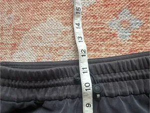 Lululemon Softstreme High-Rise Short 4" Black W7CAXS size 4 thumbnail 5