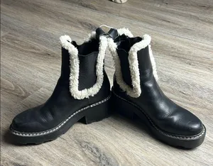 Calvin Klein Black Leather Shearling-Lined Boots Size 5 M thumbnail 2
