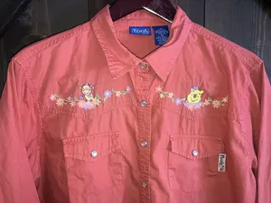 Vintage Disney Winnie the Pooh Shirt Womens XLarge Red Pearl Snap Button‎ up thumbnail 1