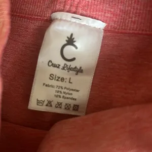 La Cruz pink high-,waisted activewear set New in package thumbnail 11