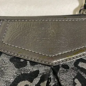 Coach Leopard Print Jacquard Wristlet Wallet Metallic Silver Black thumbnail 3