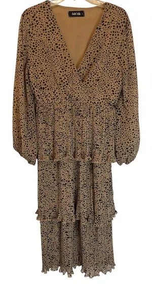 Fab'rik Tan & Black Leopard Printed Tiered V-Neck Maxi Dress thumbnail 1