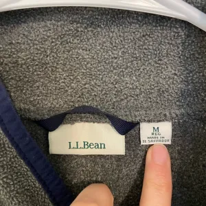 EUC | L.L. Bean women’s gray soft brushed fitness fleece‎ zip jacket — medium thumbnail 5
