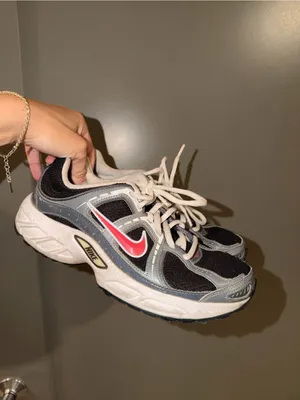 Nike Compete 2 Shoes thumbnail 2