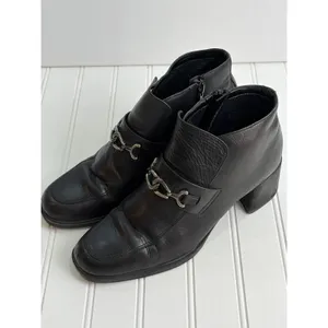 Vintage Baťa Marie Claire Black Leather Bit Ankle Booties Women's 39‎ thumbnail 6