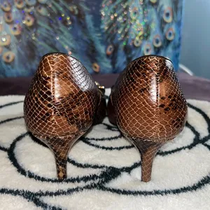 Talbots Size 8 Snakeskin Kitten Heels thumbnail 4