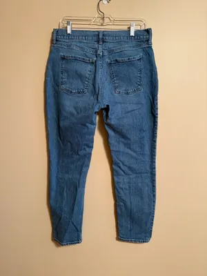 Old Navy Boyfriend Jeans Mid-Rise Women’s thumbnail 2