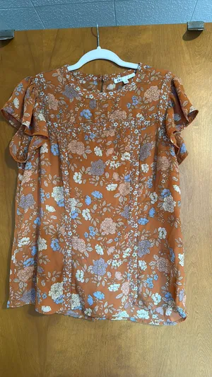 DR2 by Daniel Rainn Top Burnt Orange Floral M thumbnail 1