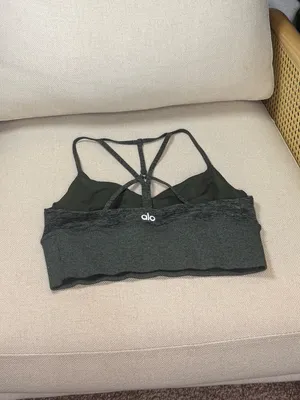 Alo Yoga Alosoft Lavish Sports Bra Size small thumbnail 4