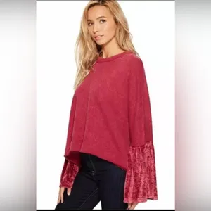 Free People Glorious Sweatshirt XS‎ Bell Velvet Sleeves Oversized Cropped Maroon thumbnail 2