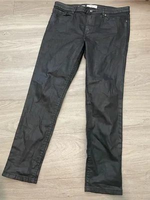Mango Straight Leg Jeans in Black thumbnail 1