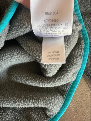 Patagonia Synchilla Snap-T Pullover Sweatshirt in Gray w/ Teal Women’s Small thumbnail 8