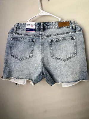 Limited Too Girls Size 16 Light Wash Distressed Sequin Denim Shorts NWT thumbnail 2