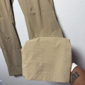 Duluth Trading Co Women Armachillo Cooling Nylon Pants Tan Brown Hiking Utility thumbnail 8